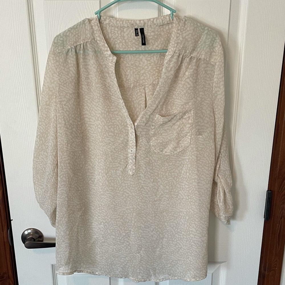 Women’s blouse